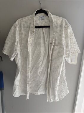 Old Navy White Short-Sleeve Button-Up Shirt with Black Dot Print